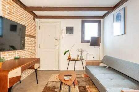 Апартаменты Peaceful Y Beautiful Apt In La Latina Мадрид Экстерьер фото